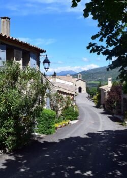 Bésignan - Vieux bourg